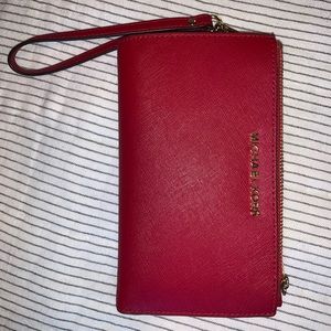 🍒Michael Kors Double Zipper Wristlet🍒